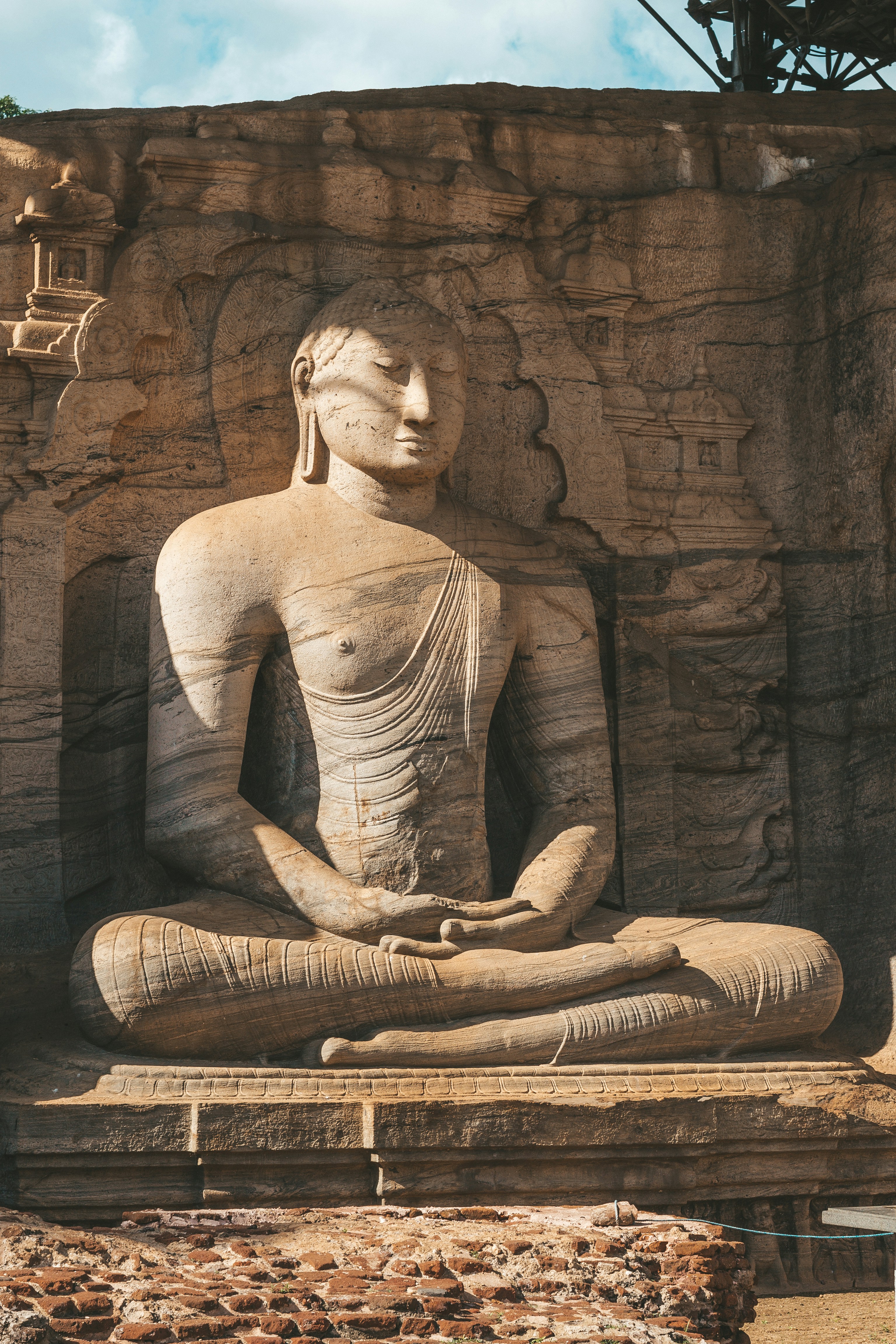 Gal Vihara reclining Buddha, Polonnaruwa